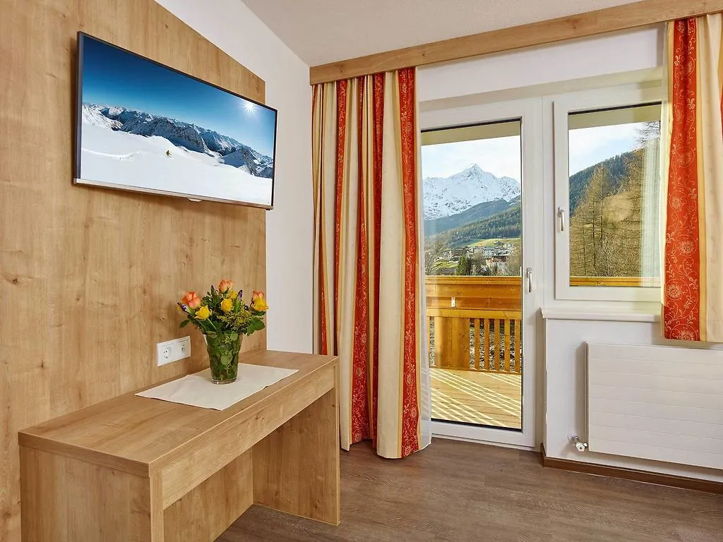 Apartment Appartement Gastehaus Bergkristall Soelden