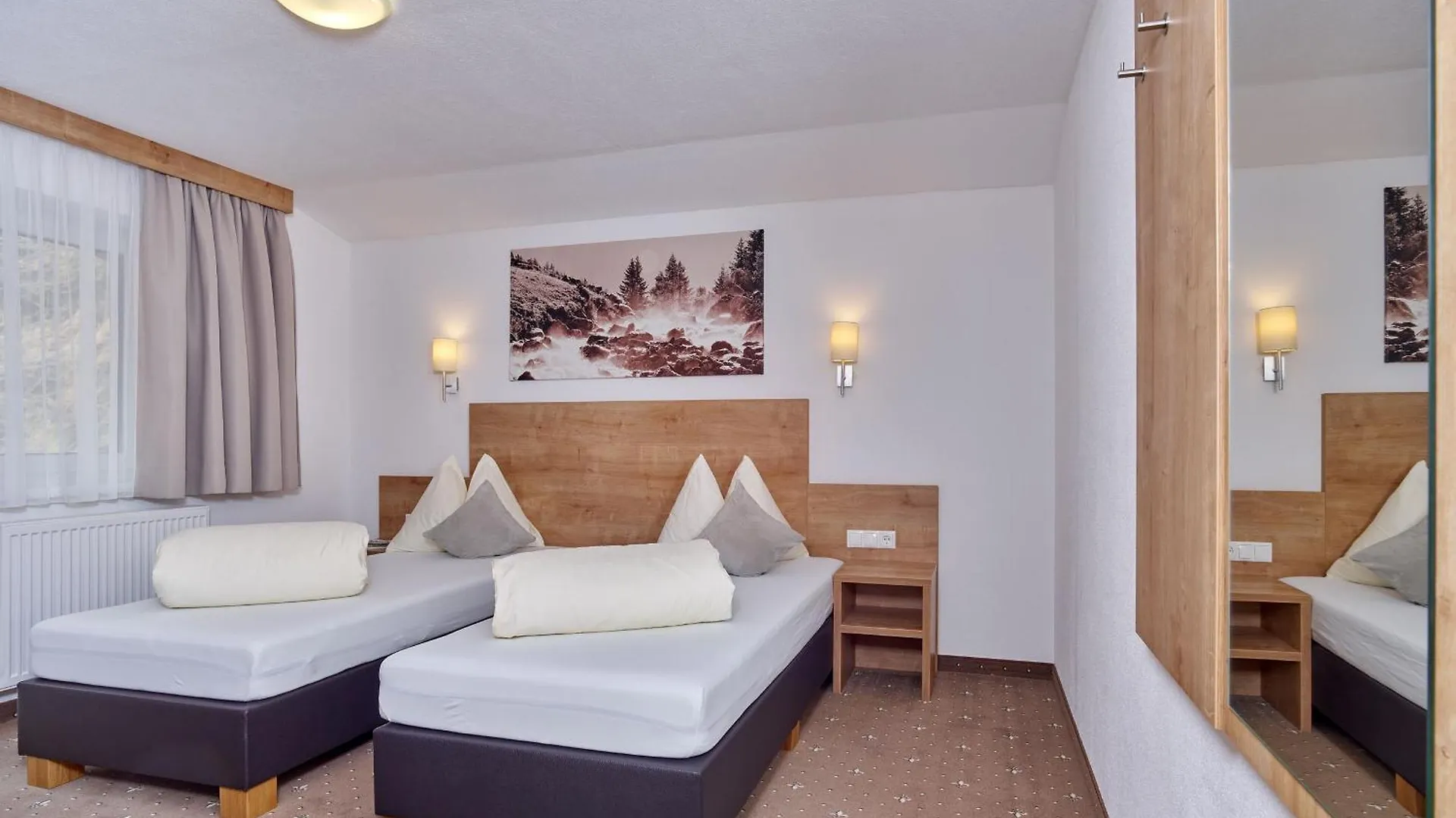 Apartment Appartement Gastehaus Bergkristall Soelden Austria